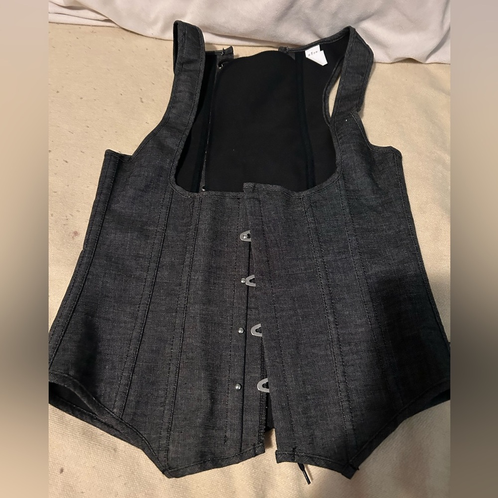 Grey corset